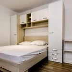 Apartment Punta - *
